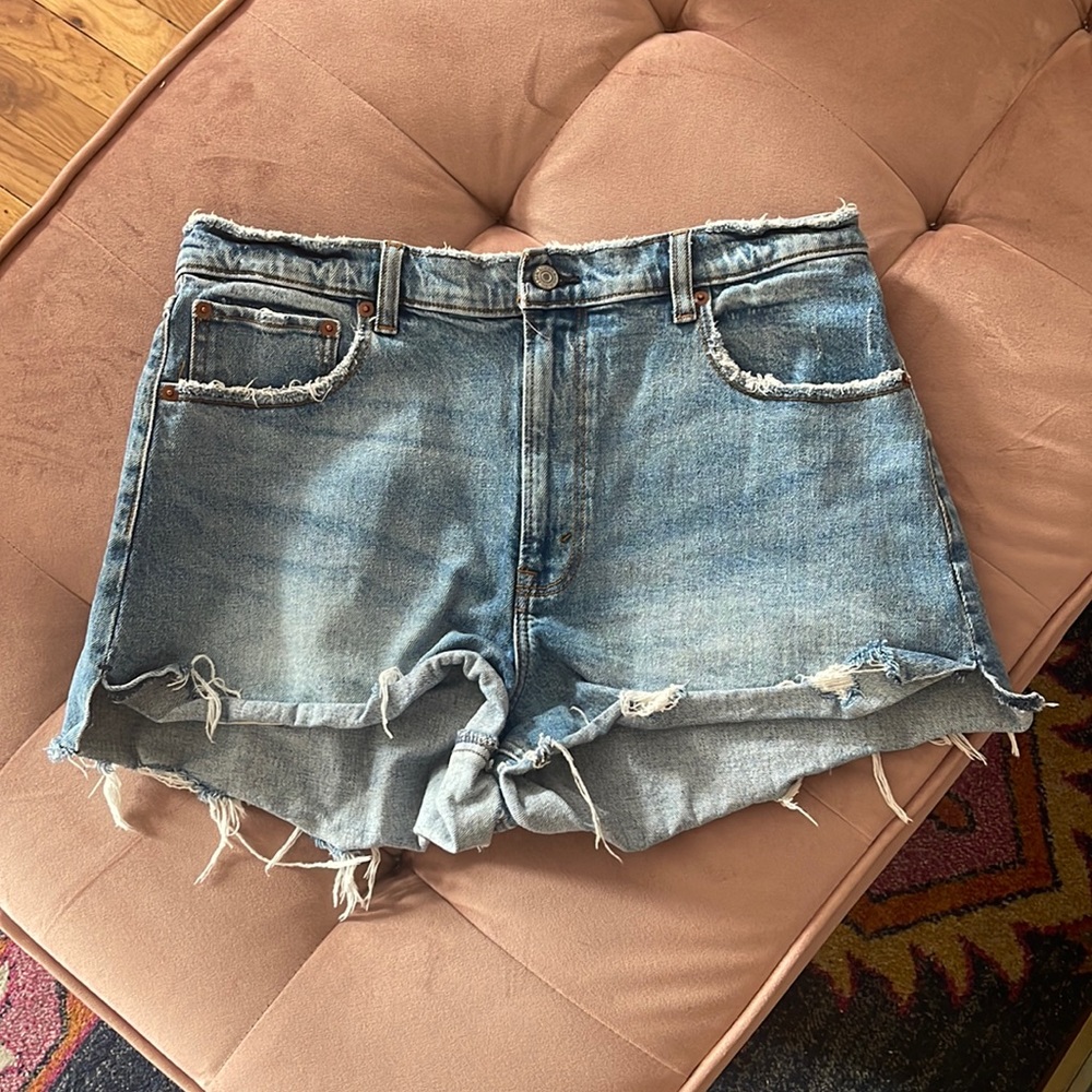 Abercrombie Cutoff High Rise Shorts